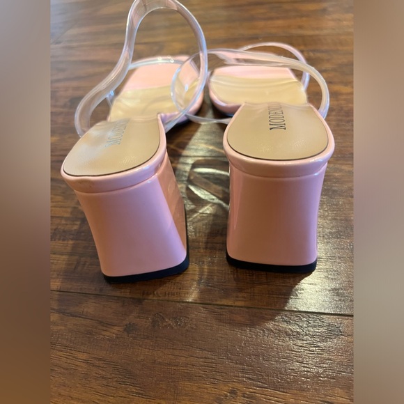 Modencoco Pink Heels - Picture 3 of 6